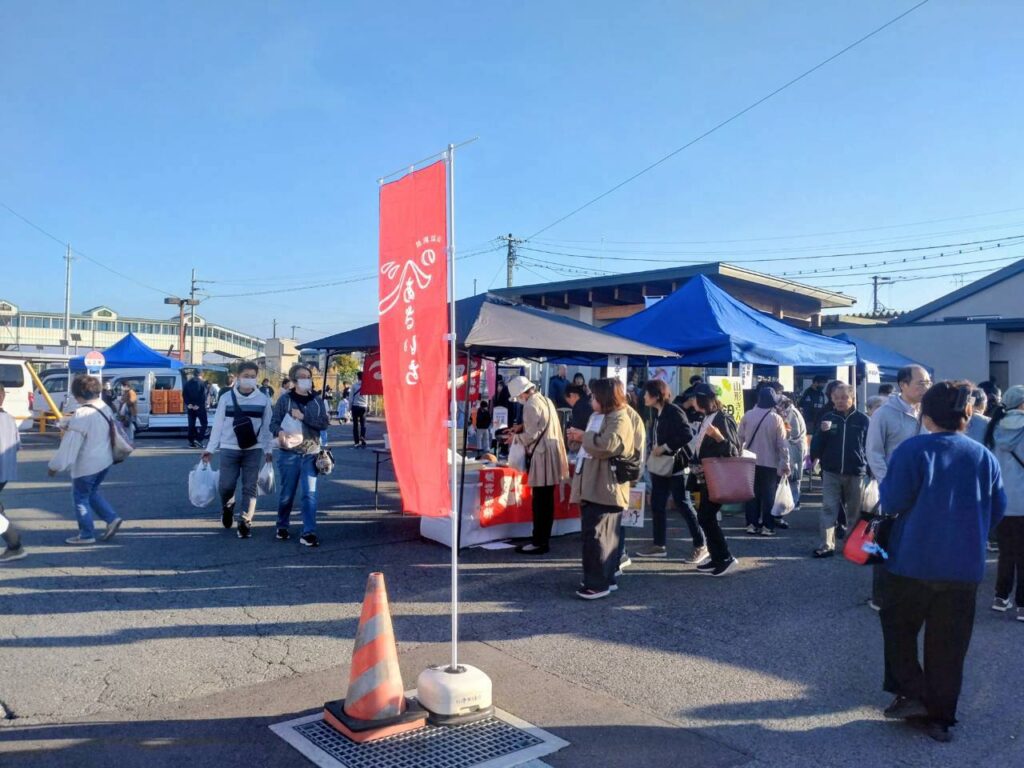 10月10日「山辺駅前のべあさいち」初開催